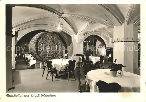 Muenchen Ratskeller innen Restaurant Kat. Muenchen