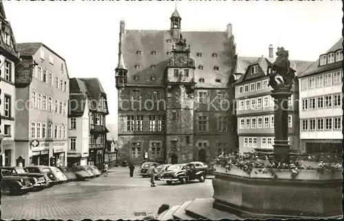 Marburg Lahn Marktplatz mit Brunnen und Rathaus Kat. Marburg