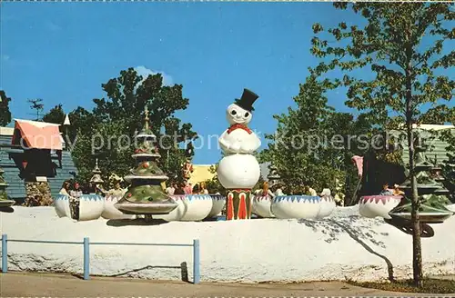 Dundee Illinois Home of the Polar Dome Ice Arena Santas Whirling Snowball Ride Kat. Dundee