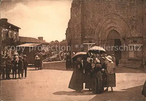 Fenioux Deux Sevres Sorties de messe Eglise Kat. Fenioux