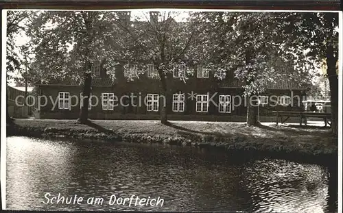 Schoenwalde Bungsberg Schule Dorfteich Kat. Schoenwalde am Bungsberg