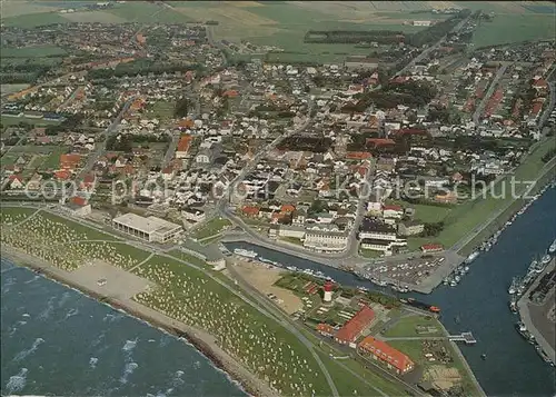 Buesum Nordseebad Fliegeraufnahme mit Strand und Hafen Kat. Buesum