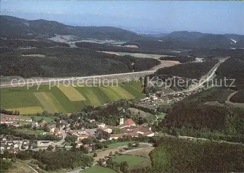 Heiligenkreuz Niederoesterreich Stift Fliegeraufnahme Kat. Heiligenkreuz