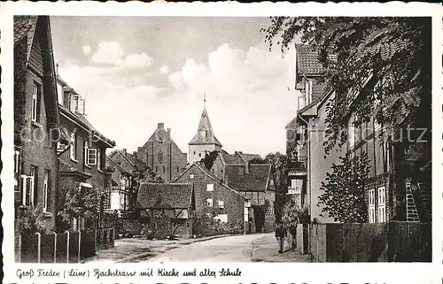 Freden Leine Bachstrasse mit Kirche und alter Schule Kat. Freden (Leine)