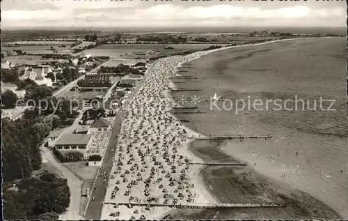 Kellenhusen Ostseebad Fliegeraufnahme mit Strand Kat. Kellenhusen (Ostsee)