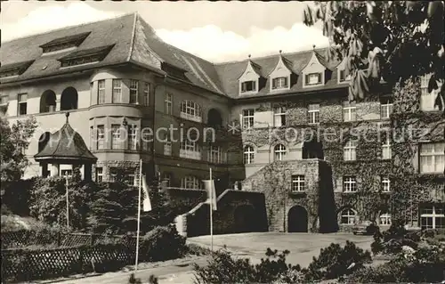 Aschersleben Kreiskrankenhaus Innenhof / Aschersleben /Salzlandkreis LKR