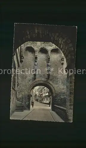 Andernach Rheintor mit Baeckerjungen Figuren Kat. Andernach