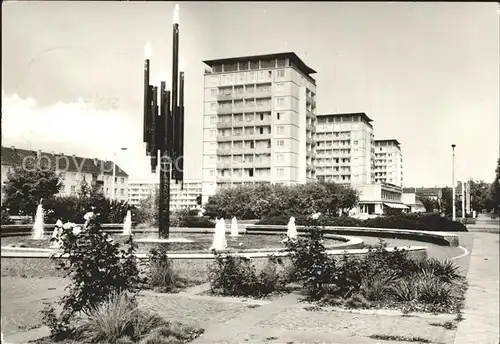 Halle Saale Chemiebrunnen und Hochhaeuser in Leninallee Kat. Halle