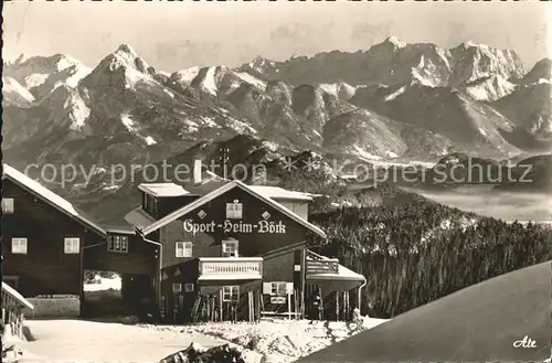 Nesselwang Sportheim Beck mit Saeuling und Zugspitze Kat. Nesselwang