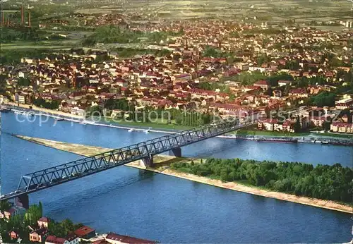 Neuwied Rhein mit Bruecke Fliegeraufnahme Kat. Neuwied