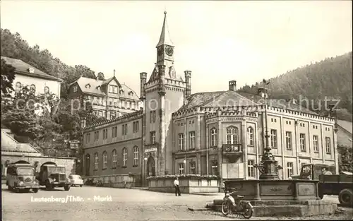 Leutenberg Thueringen Markt Brunnen  Kat. Leutenberg