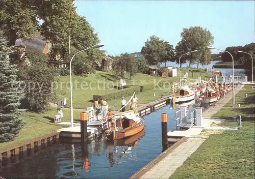 Canow Schleuse Boote / Wustrow Wesenberg /Mecklenburg-Strelitz LKR