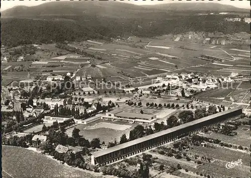 Bad Duerkheim mit Gradierwerk Schwimmbad und Brunnenhalle Fliegeraufnahme Kat. Bad Duerkheim