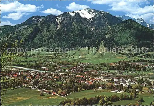 Lenggries mit Isar gegen Brauneck Fliegeraufnahme Kat. Lenggries