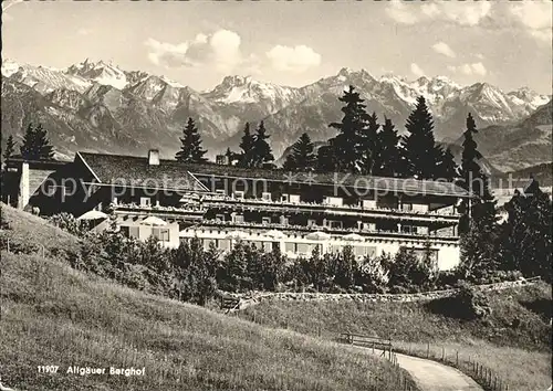 Sonthofen Oberallgaeu Allgaeuer Berghof mit Alpe Eck Kat. Sonthofen