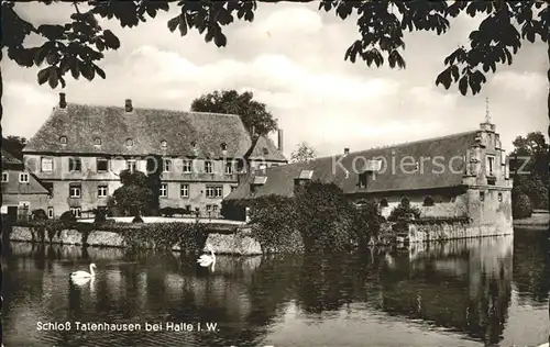 Tatenhausen Westfalen Schloss mit Teich Schwaene Kat. Halle (Westf.)