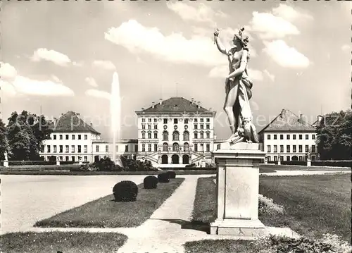 Muenchen Schloss Nymphenburg Skulptur Fontaene Kat. Muenchen