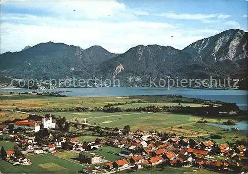 Schlehdorf Kochelsee Benediktenwand Rabenkopf Jochberg Bayerische Voralpen Fliegeraufnahme Kat. Schlehdorf