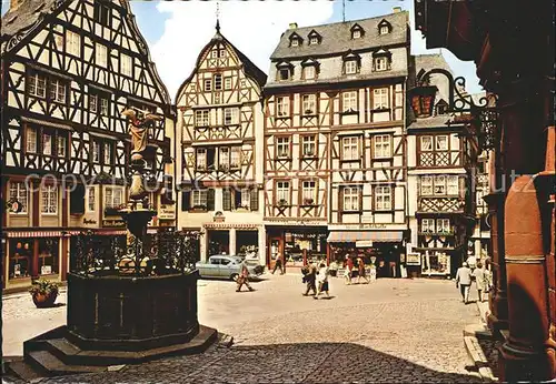 Bernkastel Kues Marktplatz Brunnen Kat. Bernkastel Kues