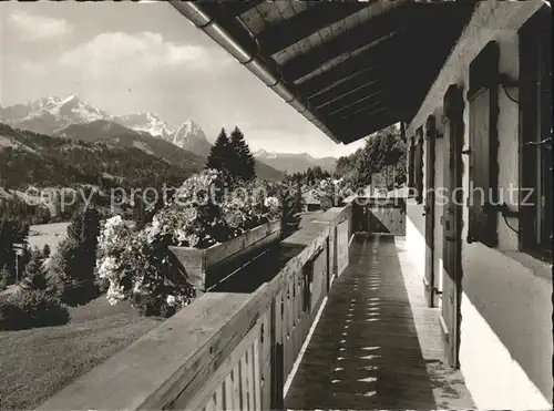 Garmisch Partenkirchen Sonnenhof mit Zugspitze Kat. Garmisch Partenkirchen