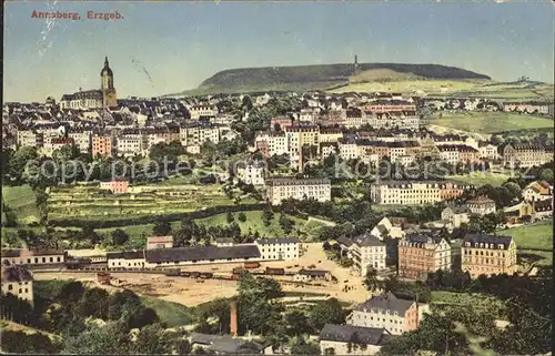 Annaberg Buchholz Erzgebirge Stadtbild mit Kirche Blick zum Poehlberg Kat. Annaberg