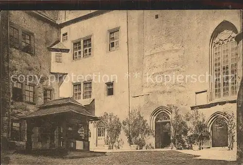 Rochsburg Schlosshof mit altem Ziehbrunnen Kat. Lunzenau