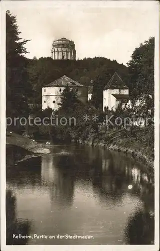 Kelheim Partie an der Stadtmauer mit Befreiungshalle Kat. Kelheim Donau