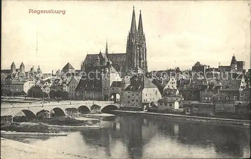 Regensburg Steinerne Bruecke mit Dom Kat. Regensburg