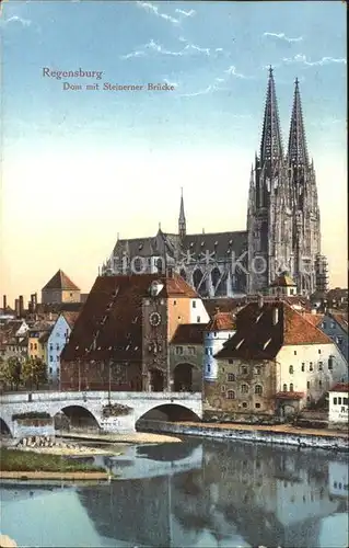 Regensburg Steinerne Bruecke mit Dom / Regensburg /Regensburg LKR