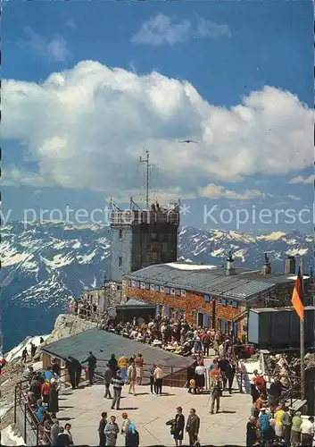 Zugspitze Muenchner Haus Aussichtsterrasse Kat. Garmisch Partenkirchen