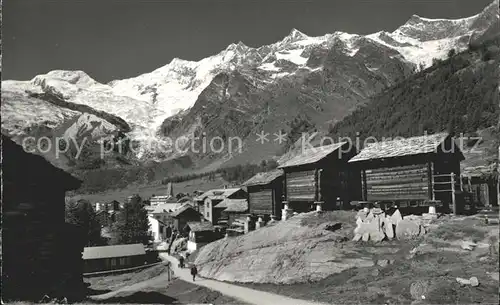 Saas-Fee Teilansicht / Saas Fee /Bz. Visp