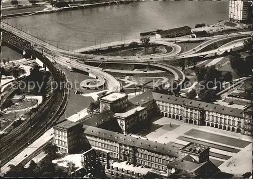 Mannheim Fliegeraufnahme Schloss und Rheinbruecke / Mannheim /Mannheim Stadtkreis