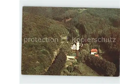 Mespelbrunn Wasserschloss im Spessart Fliegeraufnahme Kat. Mespelbrunn