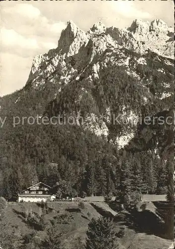 Mittenwald Bayern Alpengasthof Raineck mit Karwendel Kat. Mittenwald