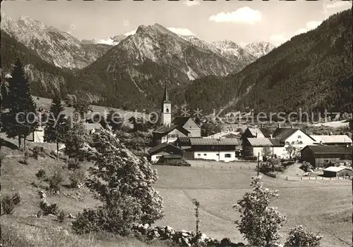 Hinterstein Bad Hindelang Kugelhorn aelpelekopf Schaenzlespitz / Bad Hindelang /Oberallgaeu LKR