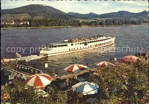 Bad Godesberg Blick ueber den Rhein zum Siebengebirge Dampfer Kat. Bonn