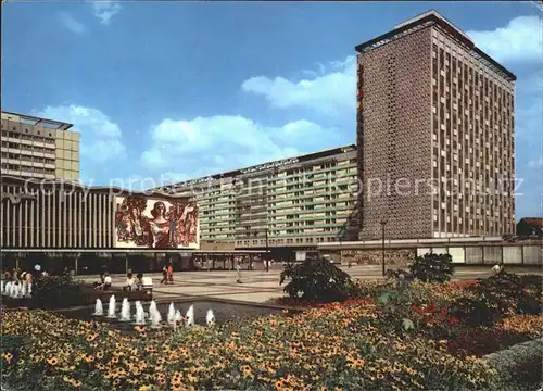 Dresden Prager Strasse mit Interhotel Newa Kat. Dresden Elbe