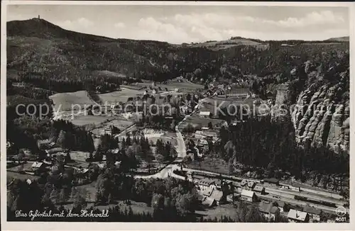 Oybin Oybintal mit dem Hochwald und Johannisstein Zittauer Gebirge Kat. Kurort Oybin