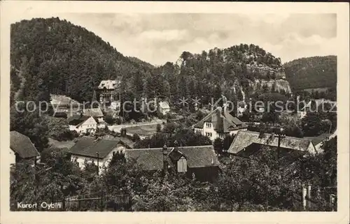 Oybin Ortsansicht mit Berg Oybin Zittauer Gebirge Kat. Kurort Oybin