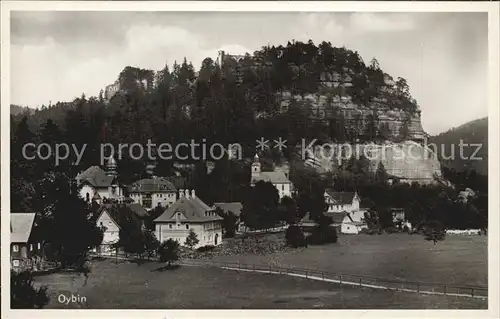 Oybin Ortsansicht mit Kirche Berg Oybin Zittauer Gebirge Kat. Kurort Oybin