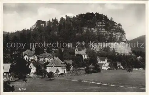 Oybin Ortsansicht mit Kirche Berg Oybin Zittauer Gebirge Kat. Kurort Oybin