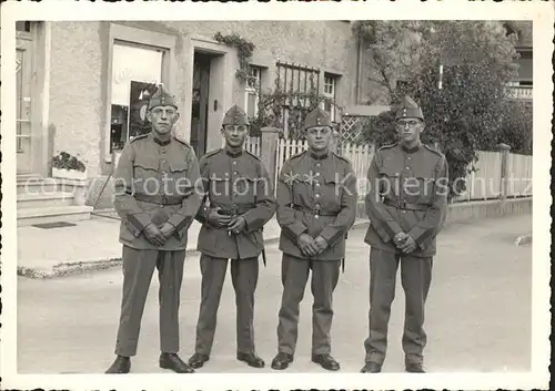 Thun BE Gruppenbild Soldaten / Thun /Bz. Thun