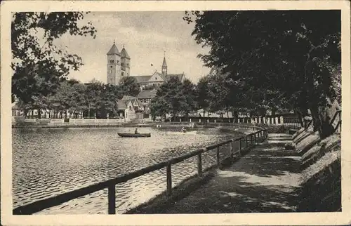 Klosterlausnitz Klosterteich mit Kirche