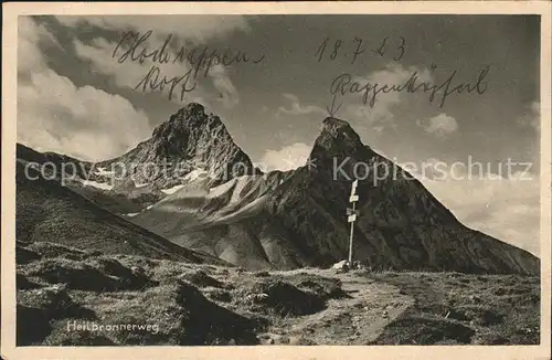 Heilbronner Weg mit Hochrappenkopf Rappenkoepfl Bergwandern Gebirgspanorama Allgaeuer Alpen Kat. Oberstdorf