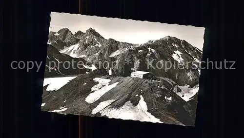 Riezlern Kleinwalsertal Vorarlberg Kanzelwandbahn Bergstation mit Hochgehren und Hammerspitze Kat. Mittelberg