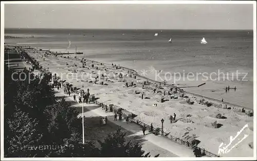 Travemuende Ostseebad Strand  / Luebeck /Luebeck Stadtkreis