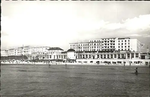 Borkum Nordseebad Strand mit Kur Wandelhalle Haus Europa Sanatorium Kaiserhof / Borkum /Leer LKR