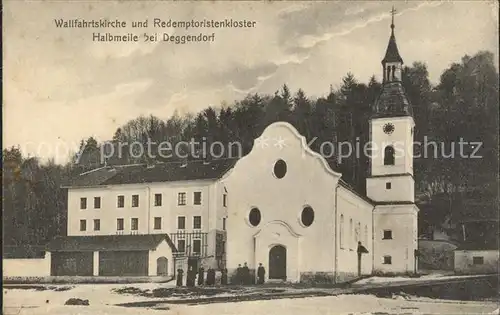 Halbmeile Deggendorf Wallfahrskirche und Redemptoristenkloster