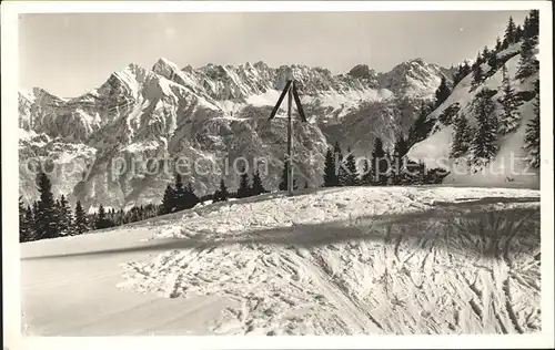 Flumserberge beim Kreuz / Flumserberg Bergheim /Bz. Sarganserland