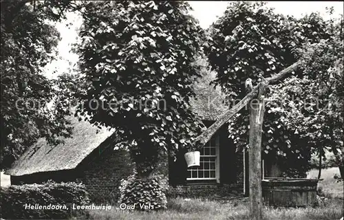 Hellendoorn Leemhuisje Oud Vels Kat. Hellendoorn